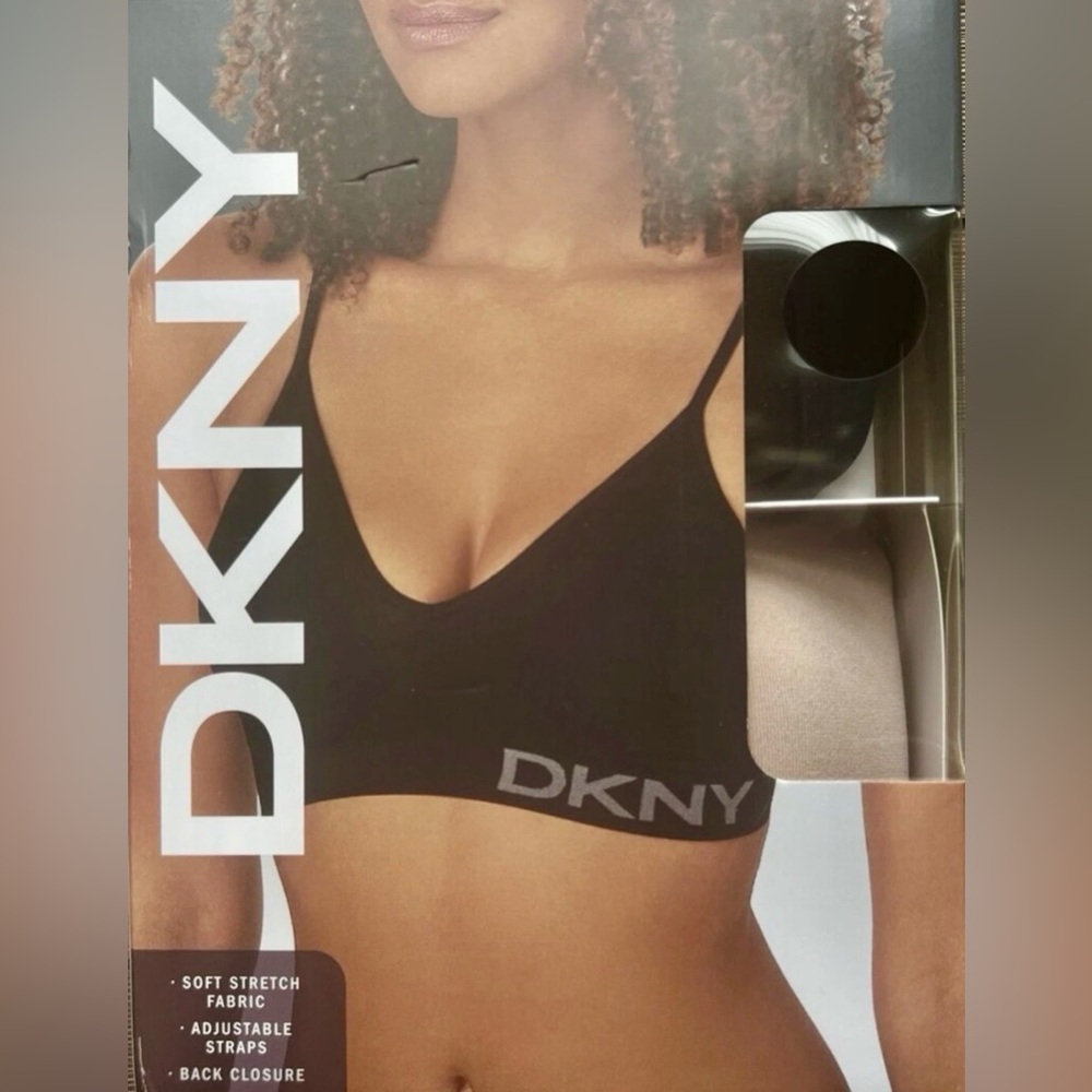 2 DKNY Womens Soft Seamless Bra Black/Nude Adjustable Straps Back Closures NIB